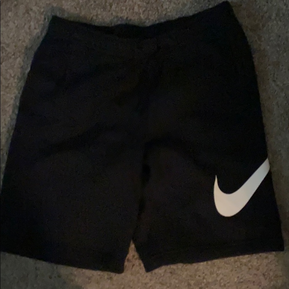 Nike cotton black shorts